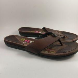 Super Cute Nine West Embroidered Flip Flops
